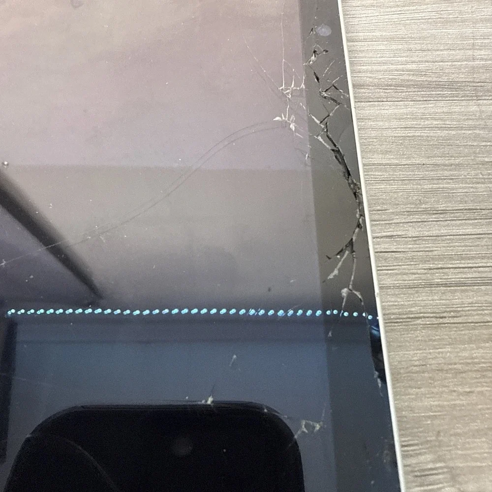 Apple iPad 10th Gen A2757 64GB Unlocked Wifi Cellular Bad Display and No Power